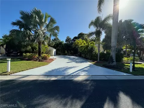 3043 Belle Of Myers Road # 220, Labelle, FL 33935