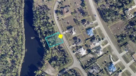 628 Dauphine Ave S, Lehigh Acres, FL 33974