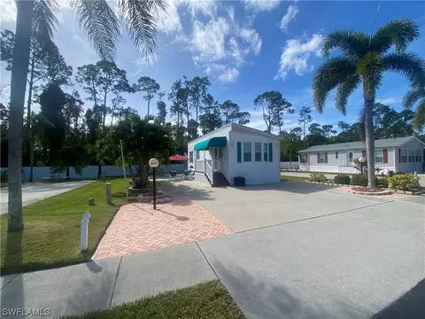 4105 Crystal Lake Dr, Naples, FL 34119