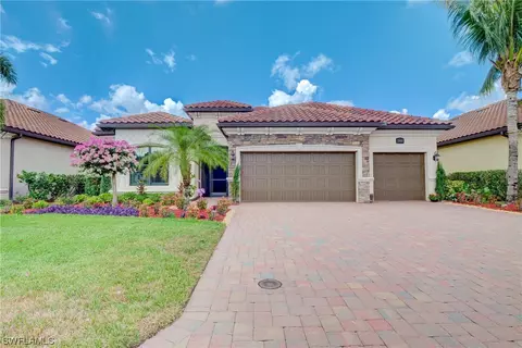 28082 Wicklow Ct, Bonita Springs, FL 34135