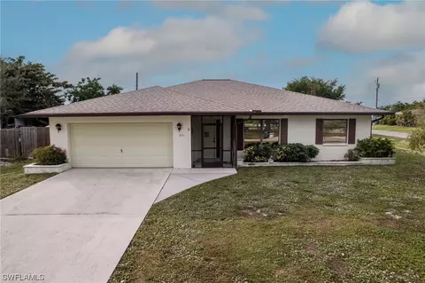 2101 Hibiscus Rd, Fort Myers, FL 33905