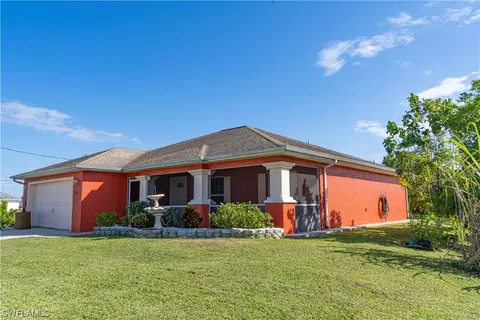 804 Donald Ave N, Lehigh Acres, FL 33971