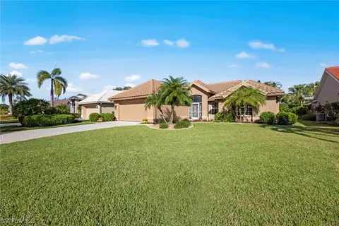 11405 Waterford Village Dr, Fort Myers, FL 33913