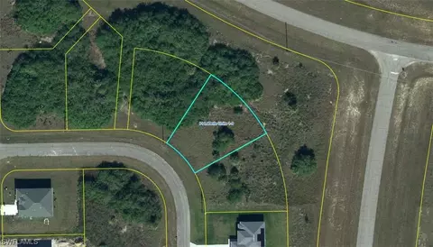 7021 Shasta Cir, Labelle, FL 33935