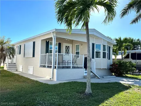 4721 Robert E Lee Blvd W, Estero, FL 33928