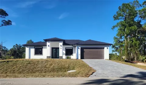 2602 51st St W, Lehigh Acres, FL 33971