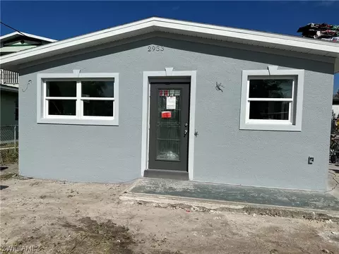 2933 Market St, Fort Myers, FL 33916