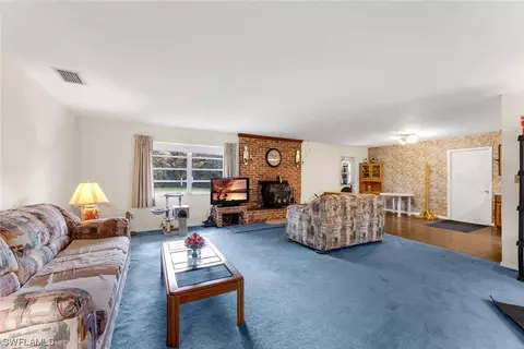 955 Ivan Blvd, Labelle, FL 33935 photo 8