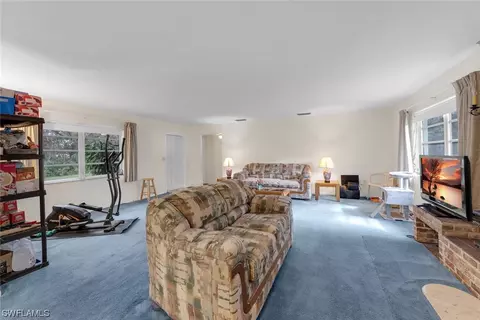955 Ivan Blvd, Labelle, FL 33935 photo 9