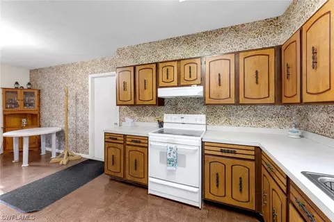 955 Ivan Blvd, Labelle, FL 33935 photo 13