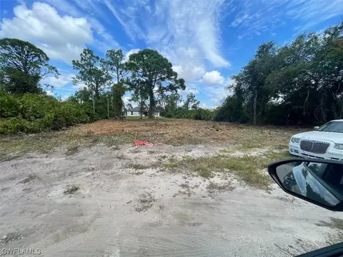 3312 3rd St SW, Lehigh Acres, FL 33976