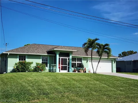 303 SW 16th Ter, Cape Coral, FL 33991
