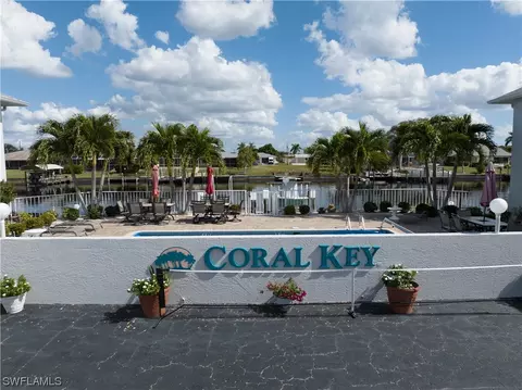 3927 SE 11th Pl #107, Cape Coral, FL 33904