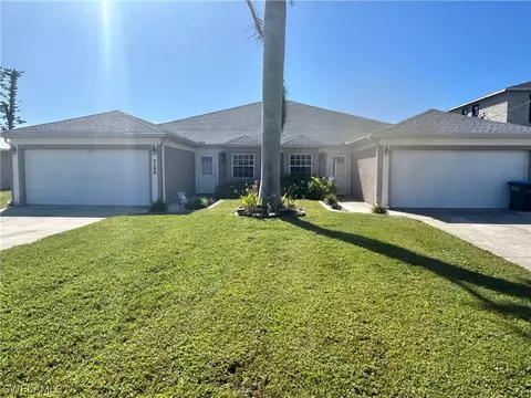 722-724 SW 35th St, Cape Coral, FL 33914