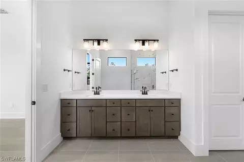 Bath - 14121 Calaveras Ct, Estero, FL 33928 photo 2 of 7