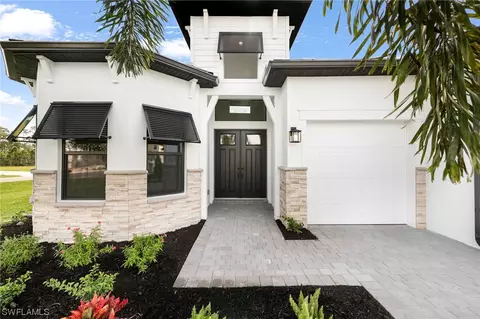 Exterior - 14121 Calaveras Ct, Estero, FL 33928 photo 6 of 7