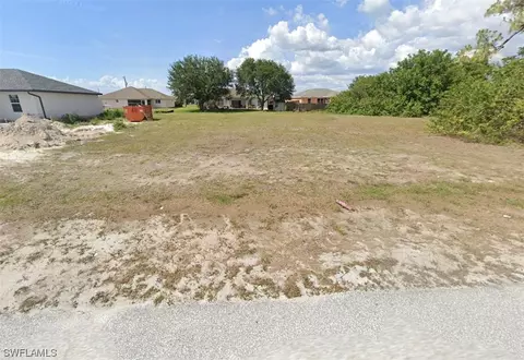 621 NW 26th Ter, Cape Coral, FL 33993