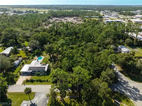 151 Ford Ave, Labelle, FL 33935 photo 3