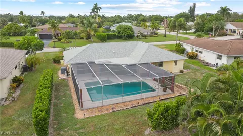 396 Bay Meadows Dr, Naples, FL 34113 photo 22
