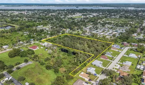 803 Nuna Ave, Fort Myers, FL 33905