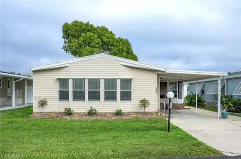 9723 Sugarberry Way, Fort Myers, FL 33905