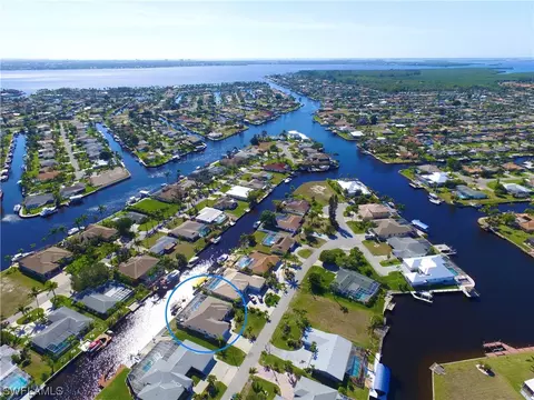 5033 Saxony Ct, Cape Coral, FL 33904
