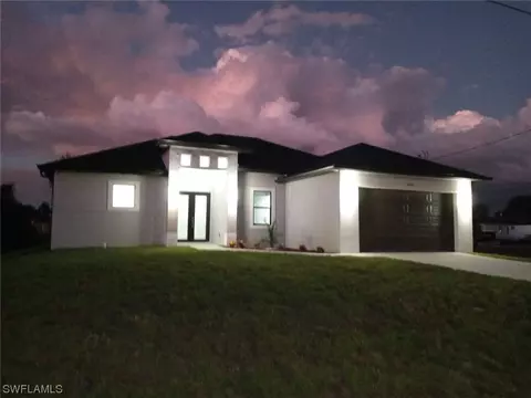4002 26th St SW, Lehigh Acres, FL 33976