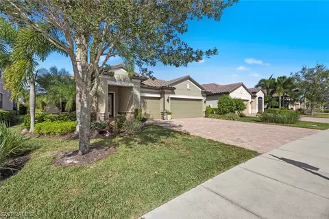 20506 Black Tree Ln, Estero, FL 33928 photo 3