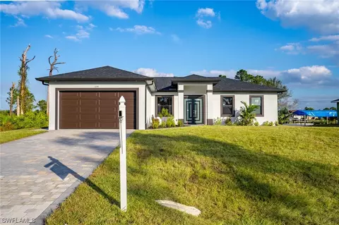 1135 Columbo Ave S, Lehigh Acres, FL 33974