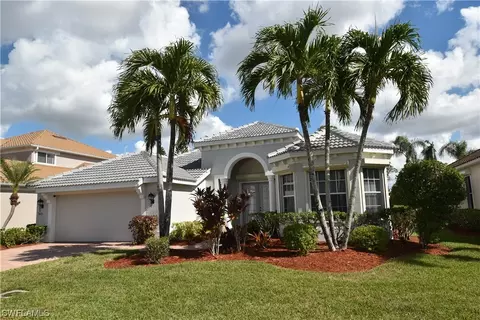 9121 Links Dr, Fort Myers, FL 33913