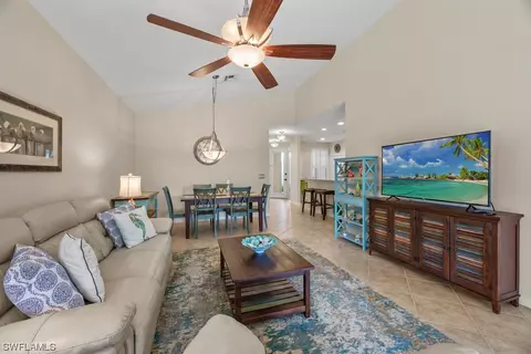 4352 Avian Ave, Fort Myers, FL 33916