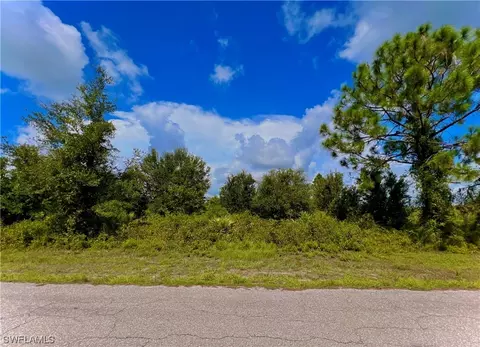 1115 Grant Ave, Lehigh Acres, FL 33972