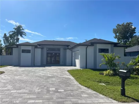 1114 NE 11th Ter, Cape Coral, FL 33909