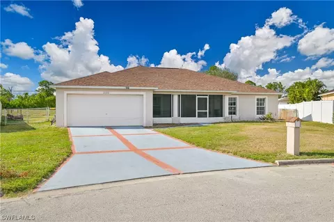 200 Roat St, Lehigh Acres, FL 33936