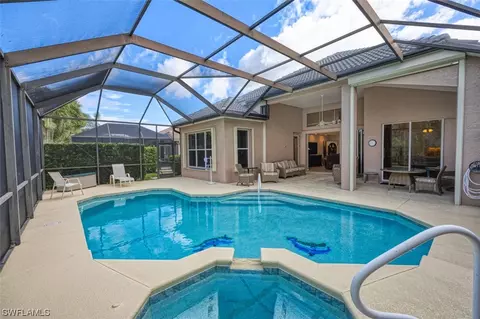 9070 Shadow Glen Way, Fort Myers, FL 33913