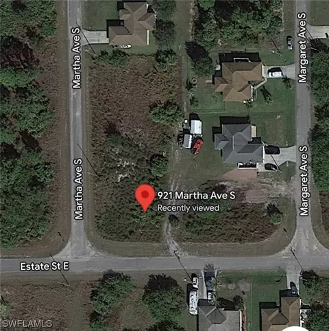 921 Martha Ave S, Lehigh Acres, FL 33974