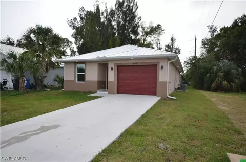 3304 Bassie Ct, Fort Myers, FL 33916