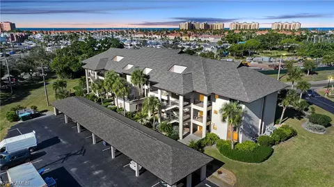 5 Pirates Ln #54C, Punta Gorda, FL 33955