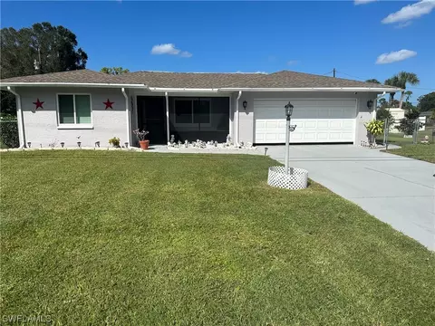 605 E 3rd St, Lehigh Acres, FL 33936