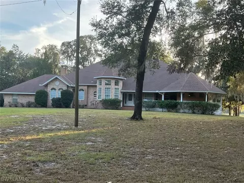 7250 NW Camp Azalea Rd, Chiefland, FL 32626