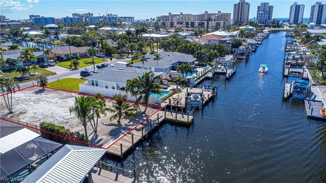 231 Albatross St, Fort Myers Beach, FL 33931