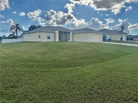 5001 Berryman St, Lehigh Acres, FL 33971