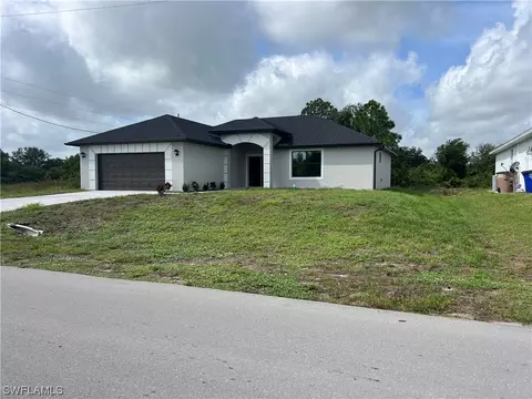 3810 34th St SW, Lehigh Acres, FL 33976