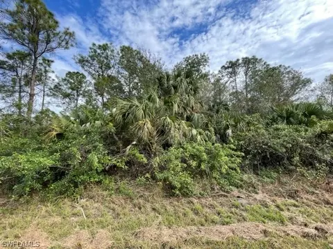 2522 38th St W, Lehigh Acres, FL 33971