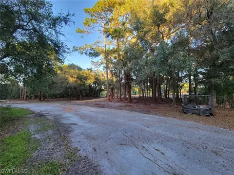 1535 Treetop Ln, Clewiston, FL 33440