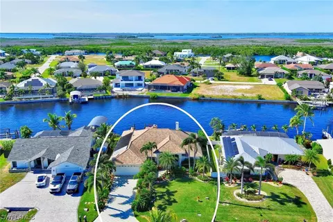 2560 SW 28th Pl, Cape Coral, FL 33914