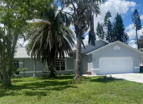 1841 Coral Point Dr, Cape Coral, FL 33990