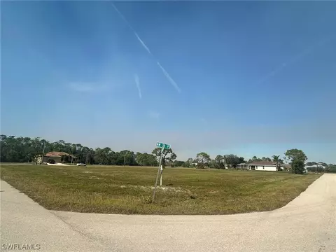 4300 NW 38th Pl, Cape Coral, FL 33993