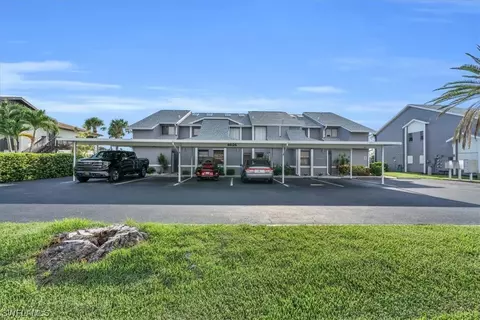 4626 SE 5th Pl #102, Cape Coral, FL 33904