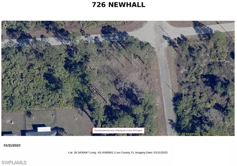 726 Newhall St E, Lehigh Acres, FL 33974